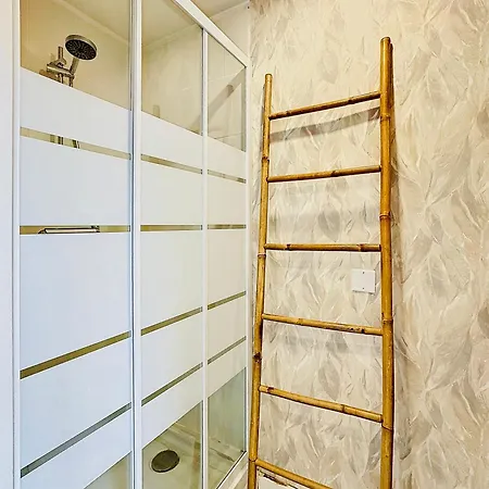 Isaac - D'exception 公寓 布赖迪讷